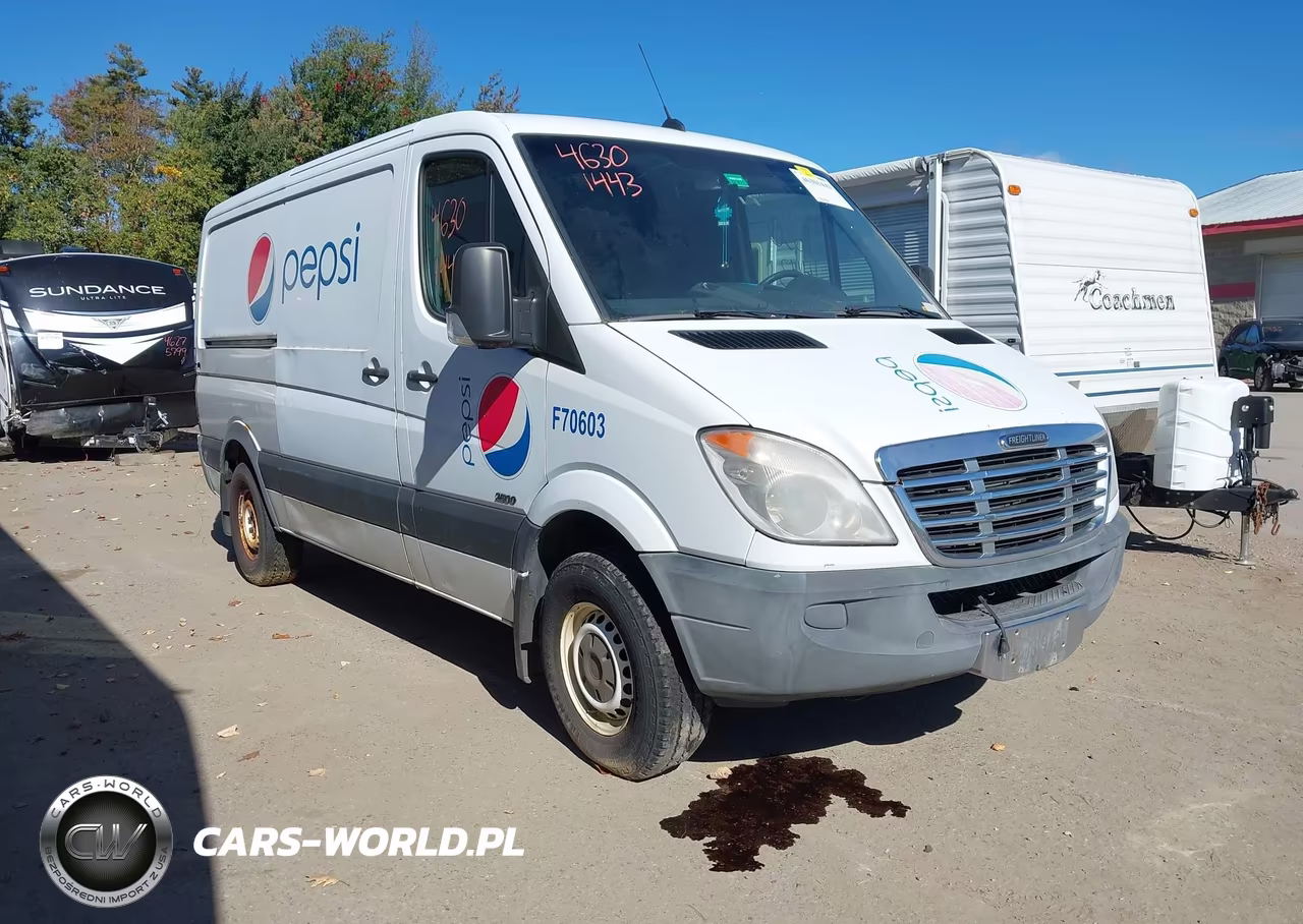 2013 Freightliner Sprinter 2500 VIN:WDYPE7CC3D5732490 - 1