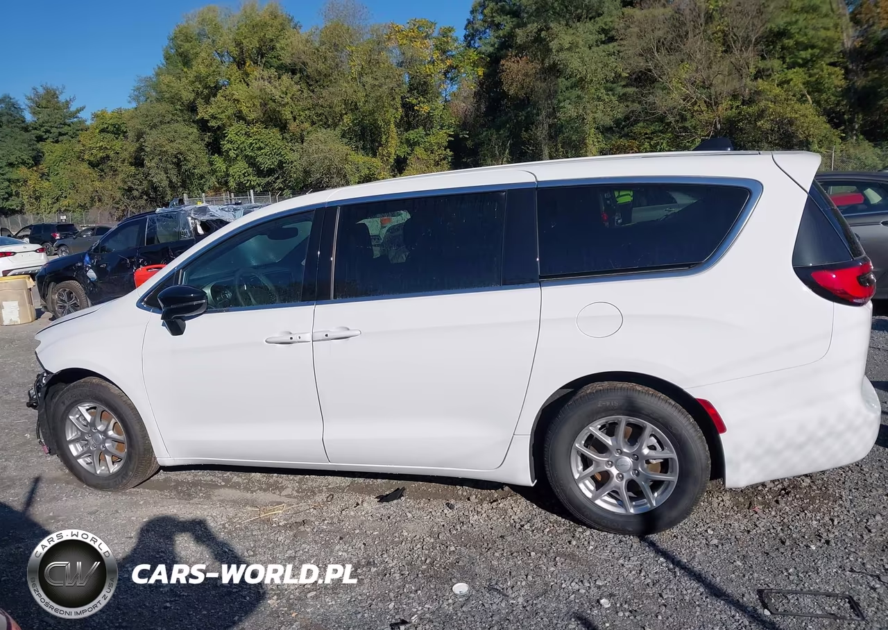 2027 Chrysler Pacifica VIN:2C4RC1BG0VR580412 - 14