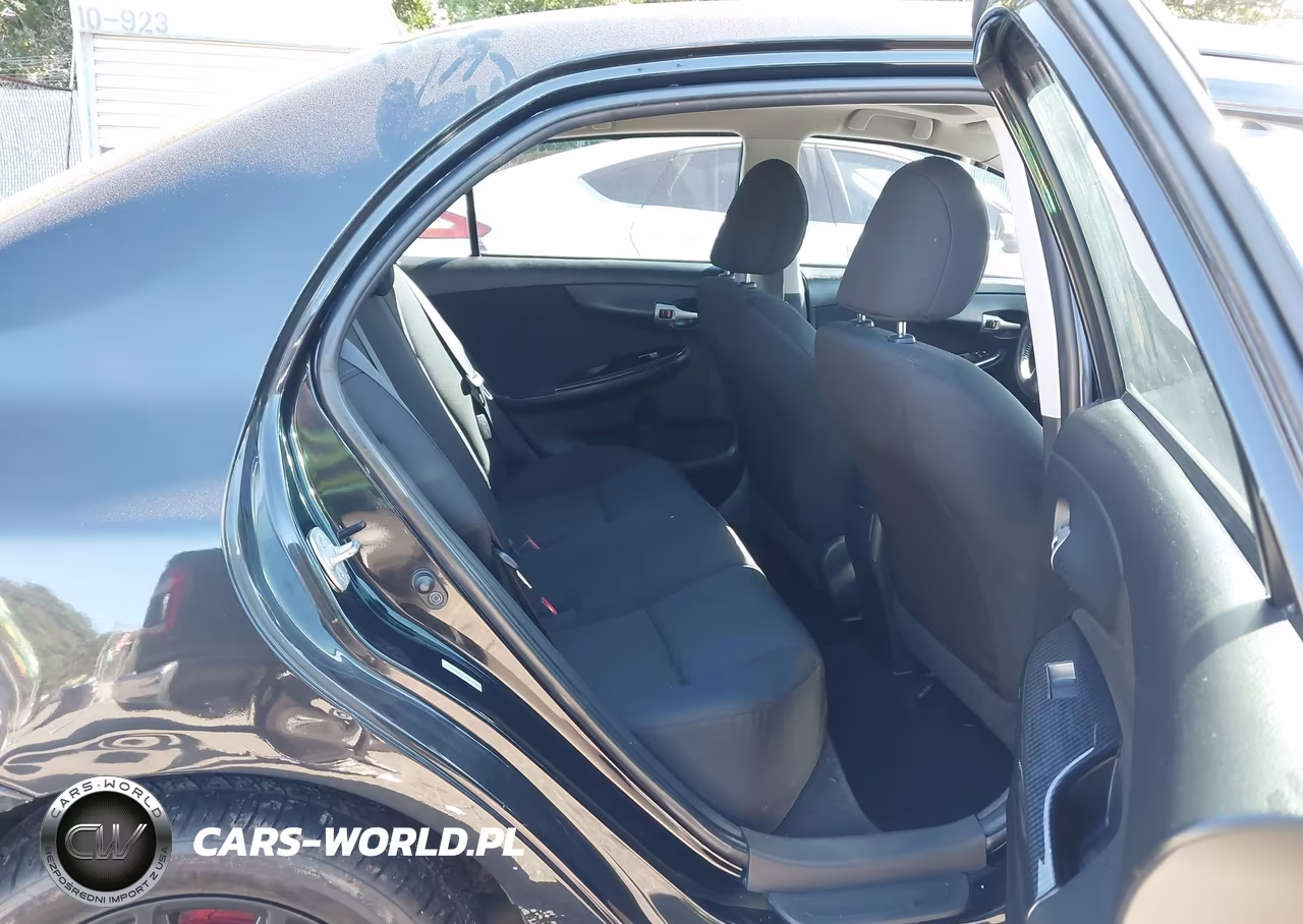 2010 Toyota Corolla S VIN:1NXBU4EE2AZ174036 - 8