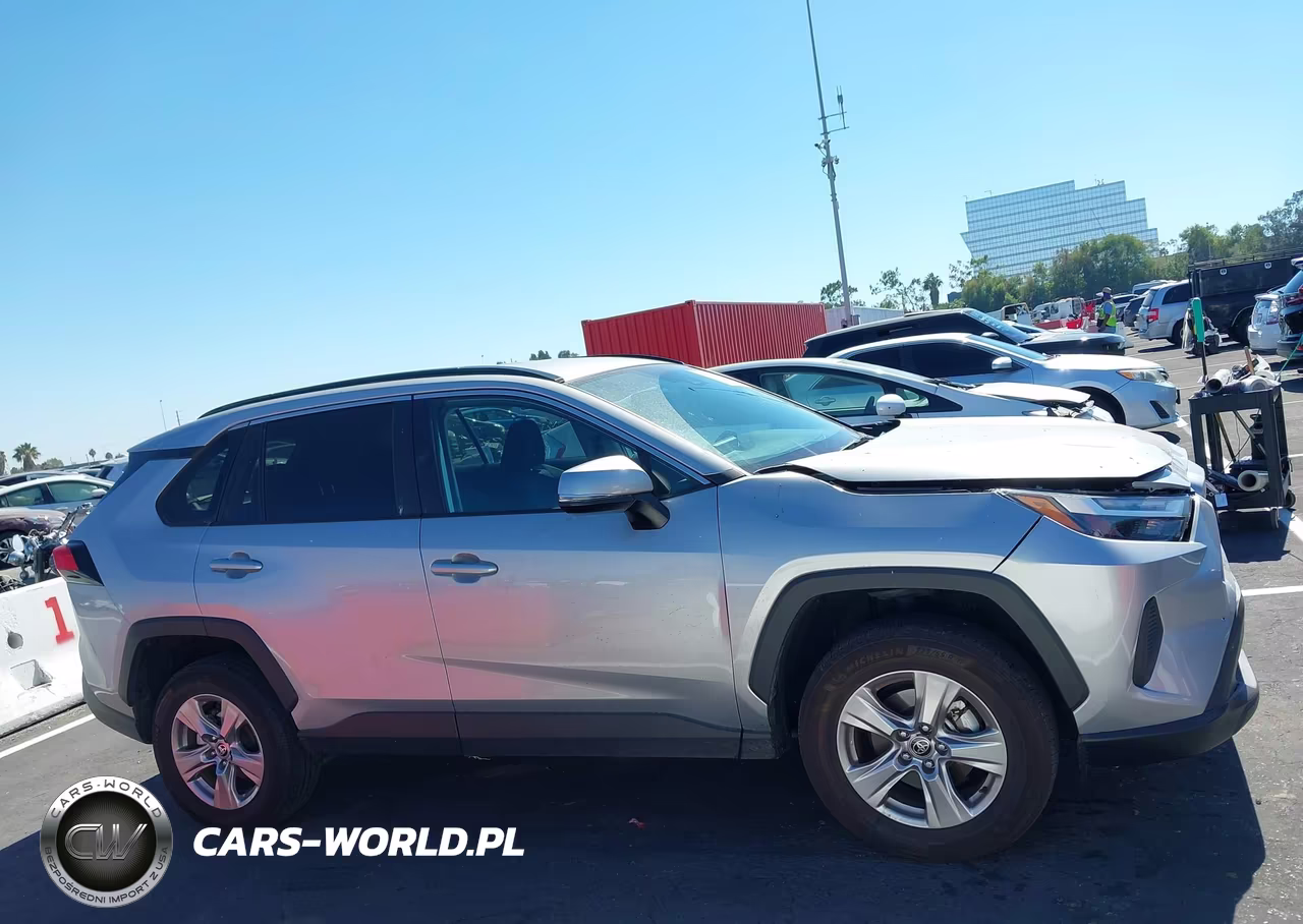 2025 Toyota Rav4 Xle VIN:2T3P1RFV6SC527205 - 13