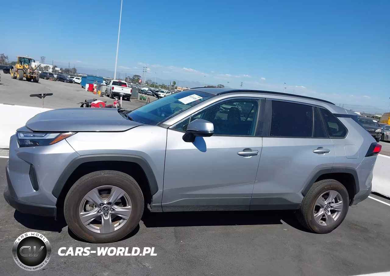 2025 Toyota Rav4 Xle VIN:2T3P1RFV6SC527205 - 14