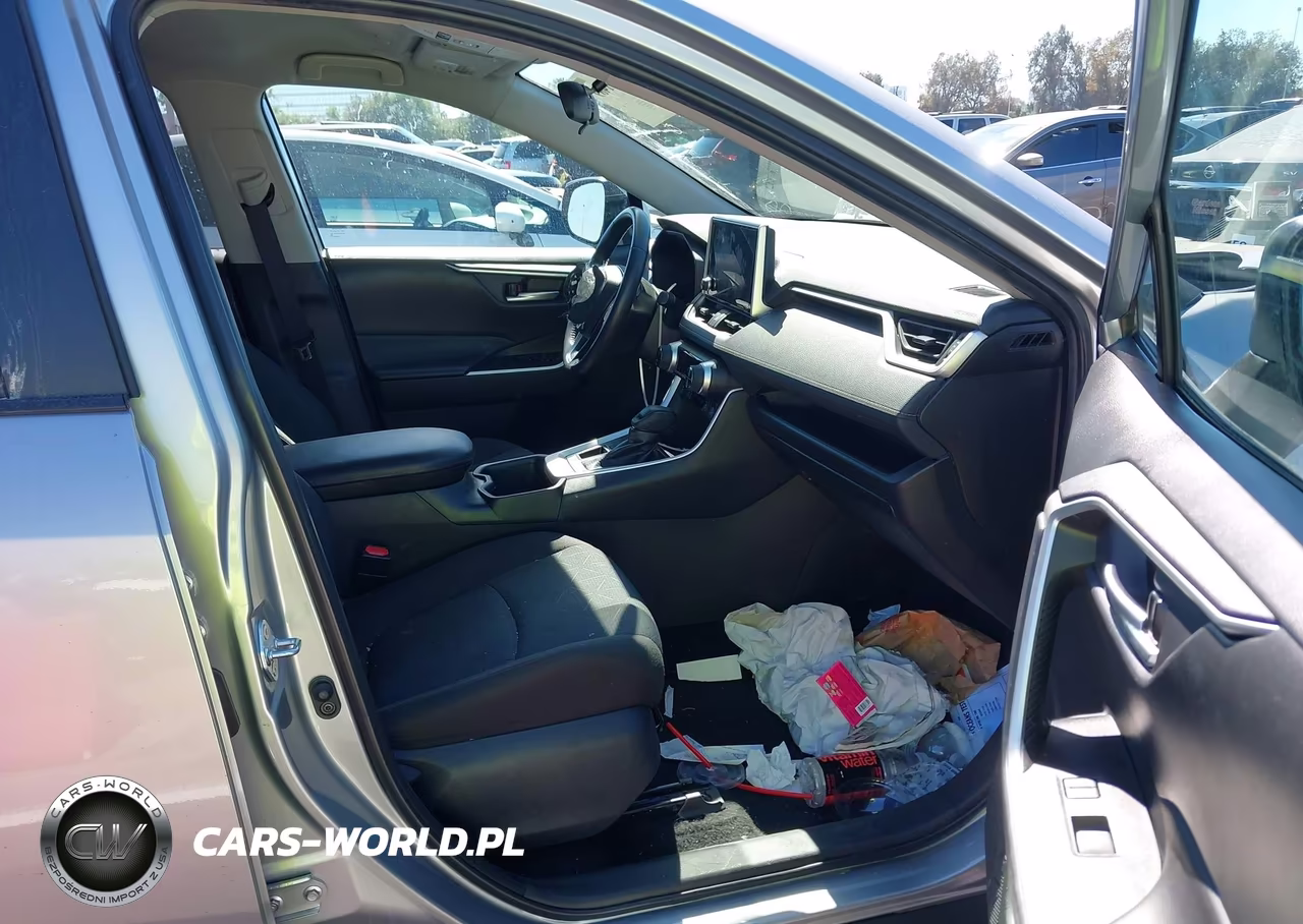2025 Toyota Rav4 Xle VIN:2T3P1RFV6SC527205 - 5