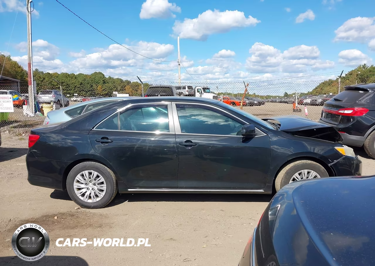 2013 Toyota Camry Le VIN:4T1BF1FK3DU706721 - 13
