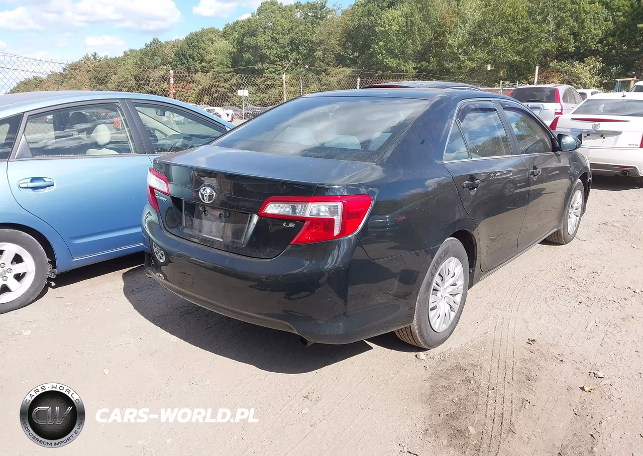 2013 Toyota Camry Le VIN:4T1BF1FK3DU706721 - 4