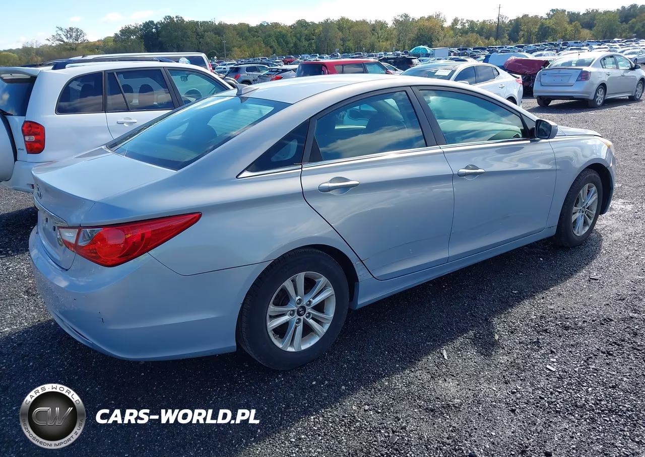 2013 Hyundai Sonata Gls VIN:5NPEB4AC6DH778408 - 4
