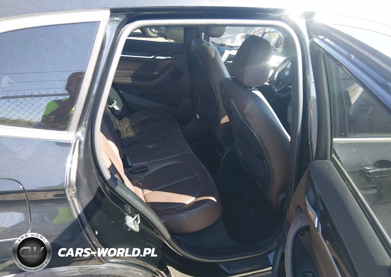 2016 BMW X1 xDrive28I VIN:WBXHT3Z36G4A50712 - 8