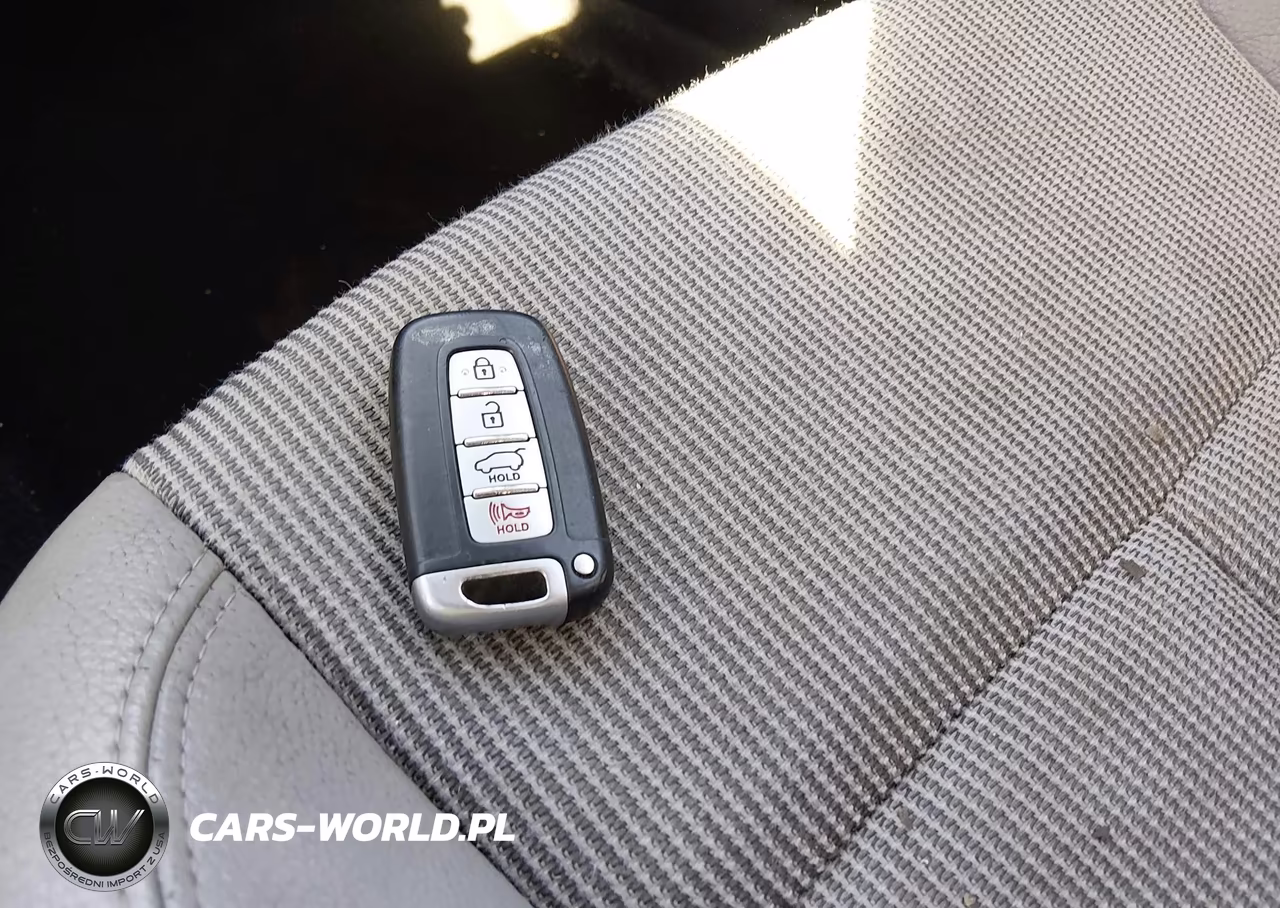 2013 Hyundai Veloster Base W-Gray VIN:KMHTC6ADXDU107981 - 11
