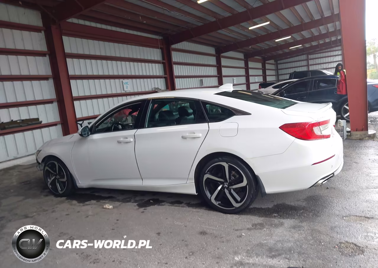 2018 Honda Accord Sport VIN:1HGCV1F31JA234005 - 14
