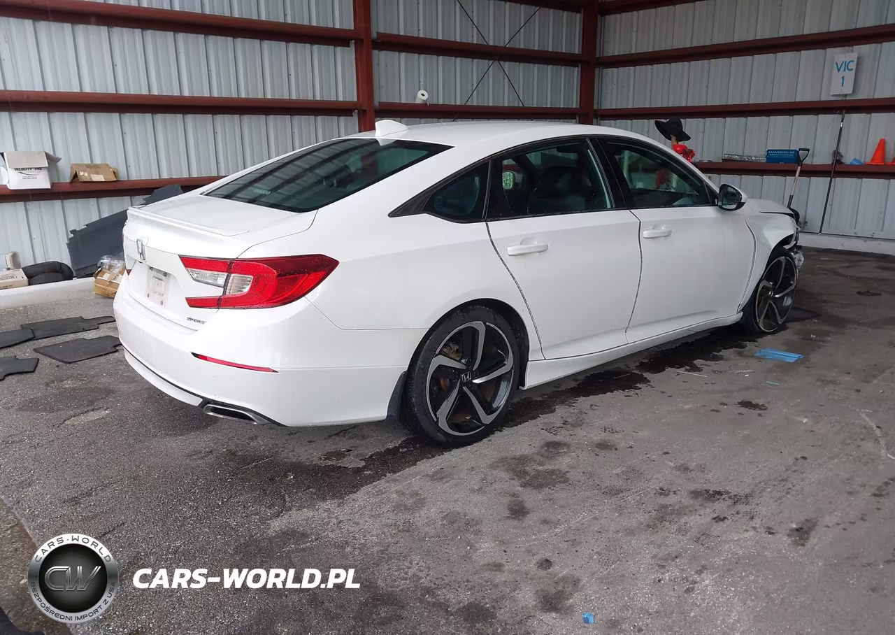 2018 Honda Accord Sport VIN:1HGCV1F31JA234005 - 4