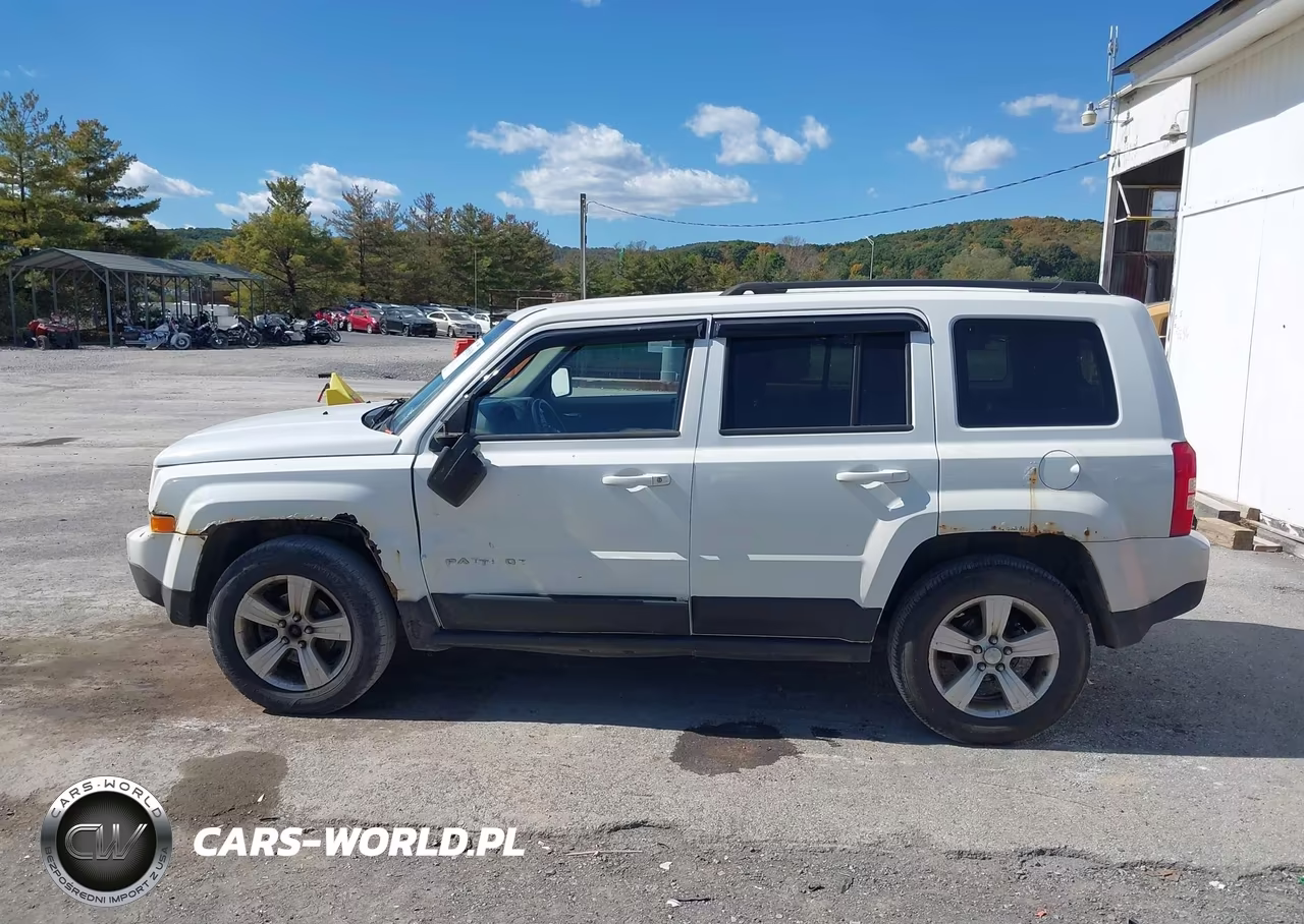 2015 Jeep Patriot Latitude VIN:1C4NJRFB4FD148198 - 15