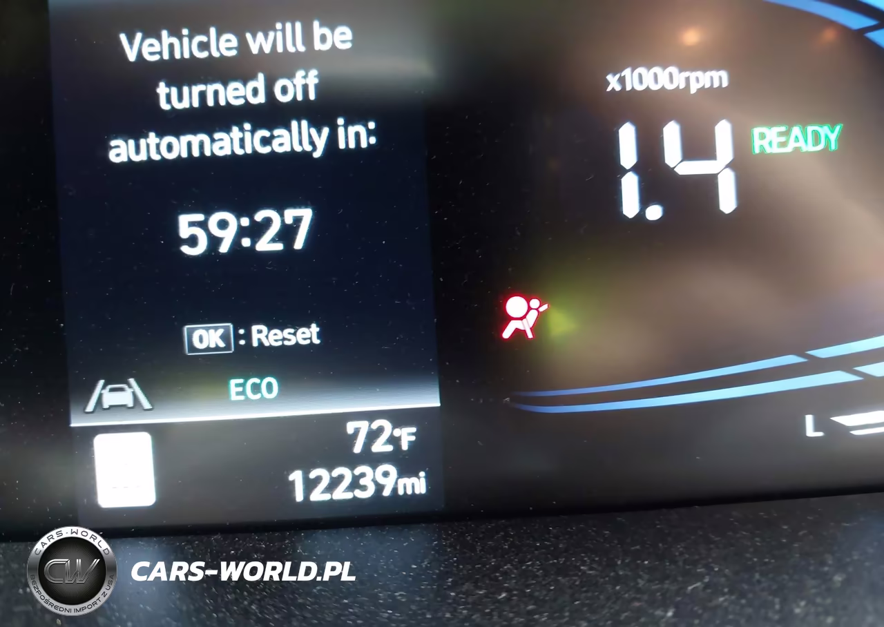 2025 Hyundai Elantra Hybrid Blue VIN:KMHLM4DJ2SU140117 - 16