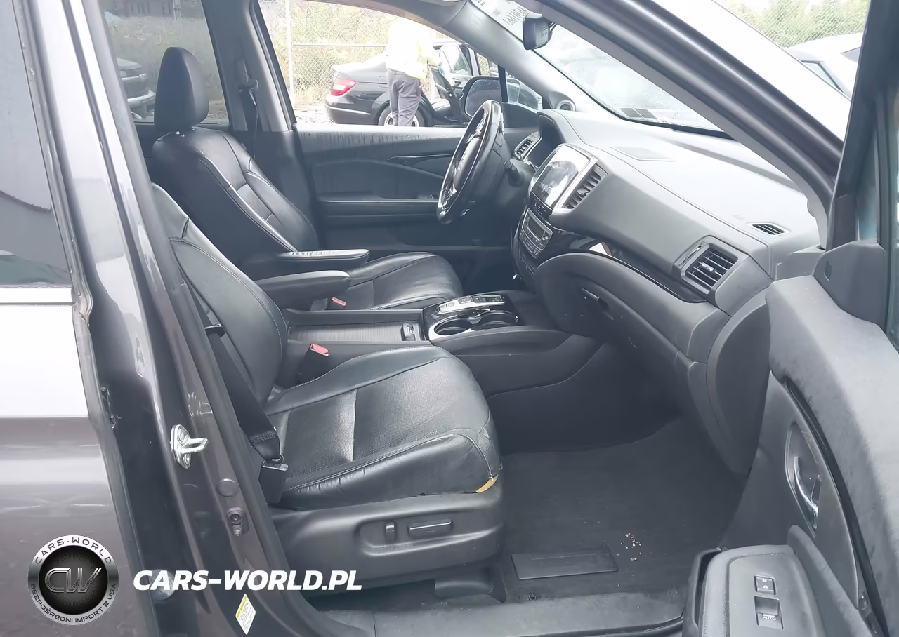 2016 Honda Pilot Elite VIN:5FNYF6H08GB062279 - 5