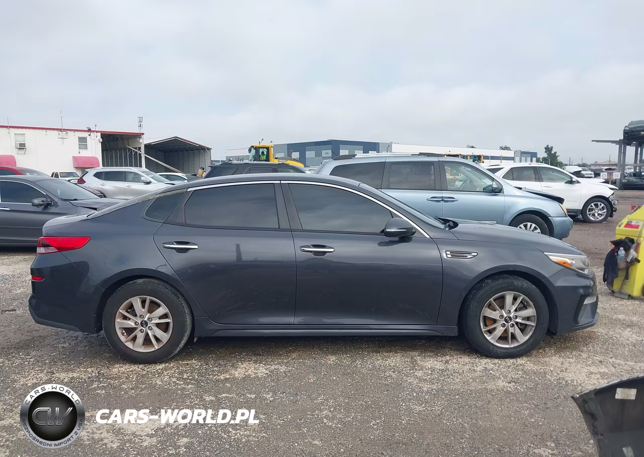 2019 Kia Optima Lx VIN:5XXGT4L38KG279539 - 14