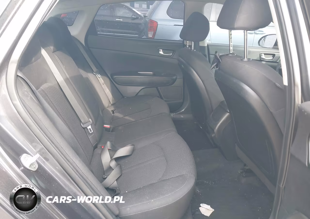 2019 Kia Optima Lx VIN:5XXGT4L38KG279539 - 8