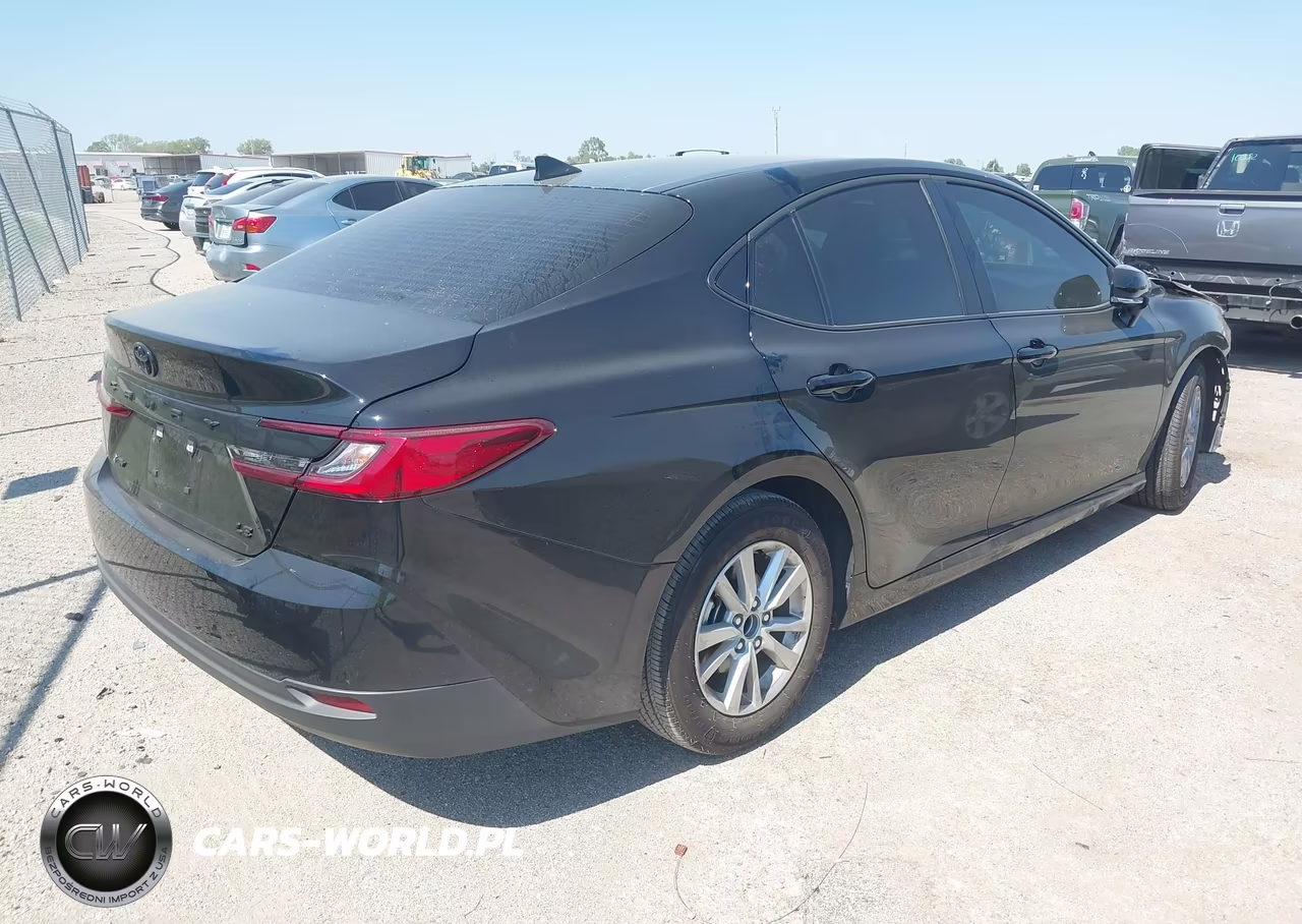 2026 Toyota Camry Le VIN:4T1DAACK3TU757887 - 4