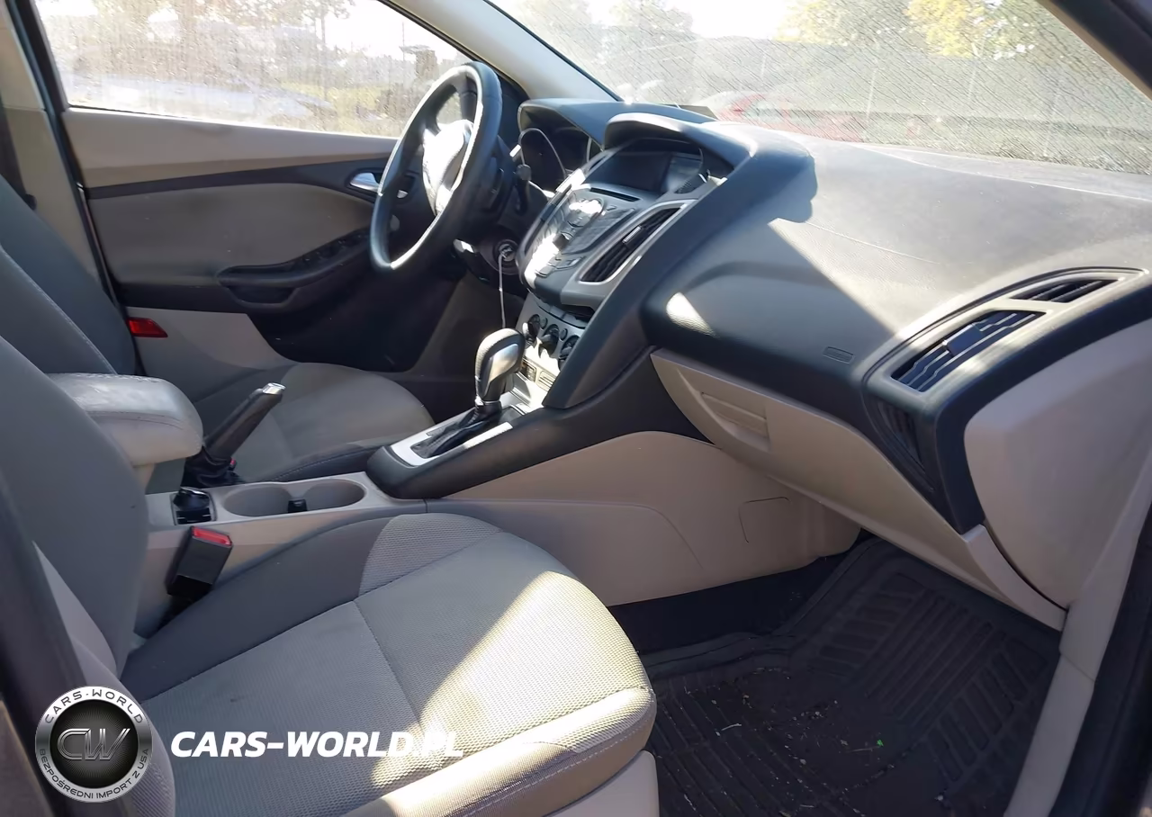 2014 Ford Focus Se VIN:1FADP3F26EL457124 - 5