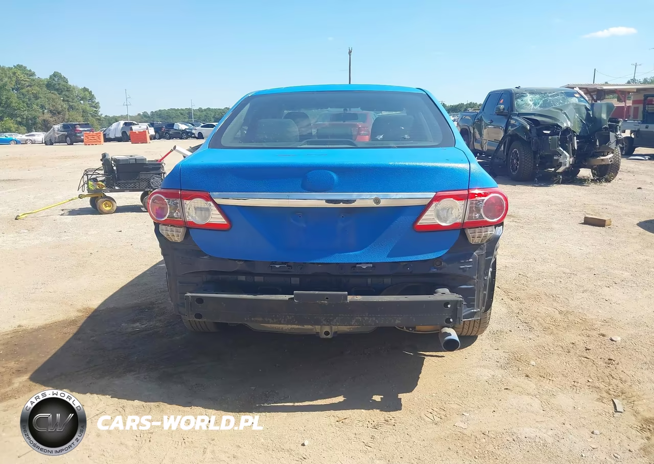 2013 Toyota Corolla S VIN:5YFBU4EE4DP182869 - 17
