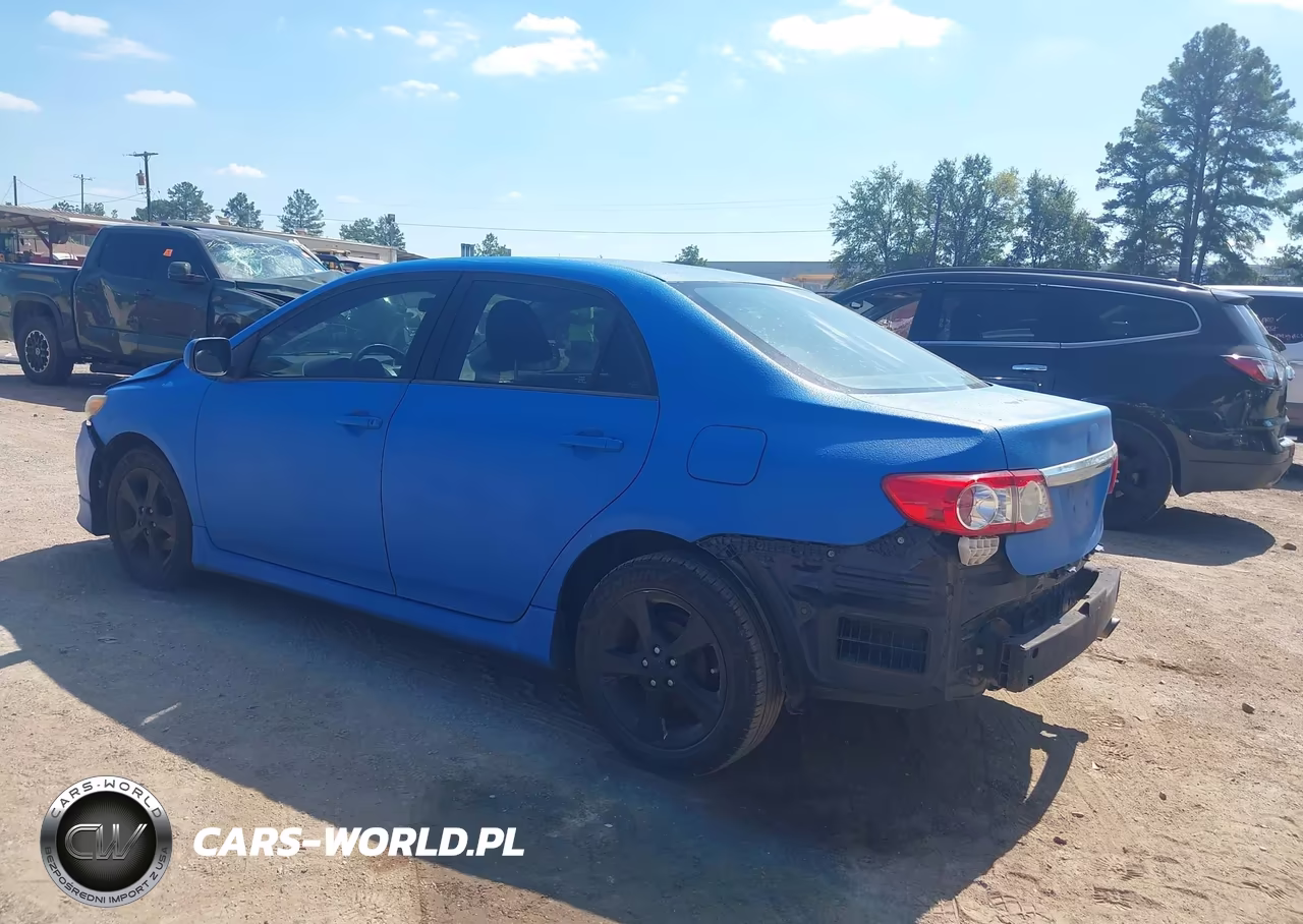 2013 Toyota Corolla S VIN:5YFBU4EE4DP182869 - 3