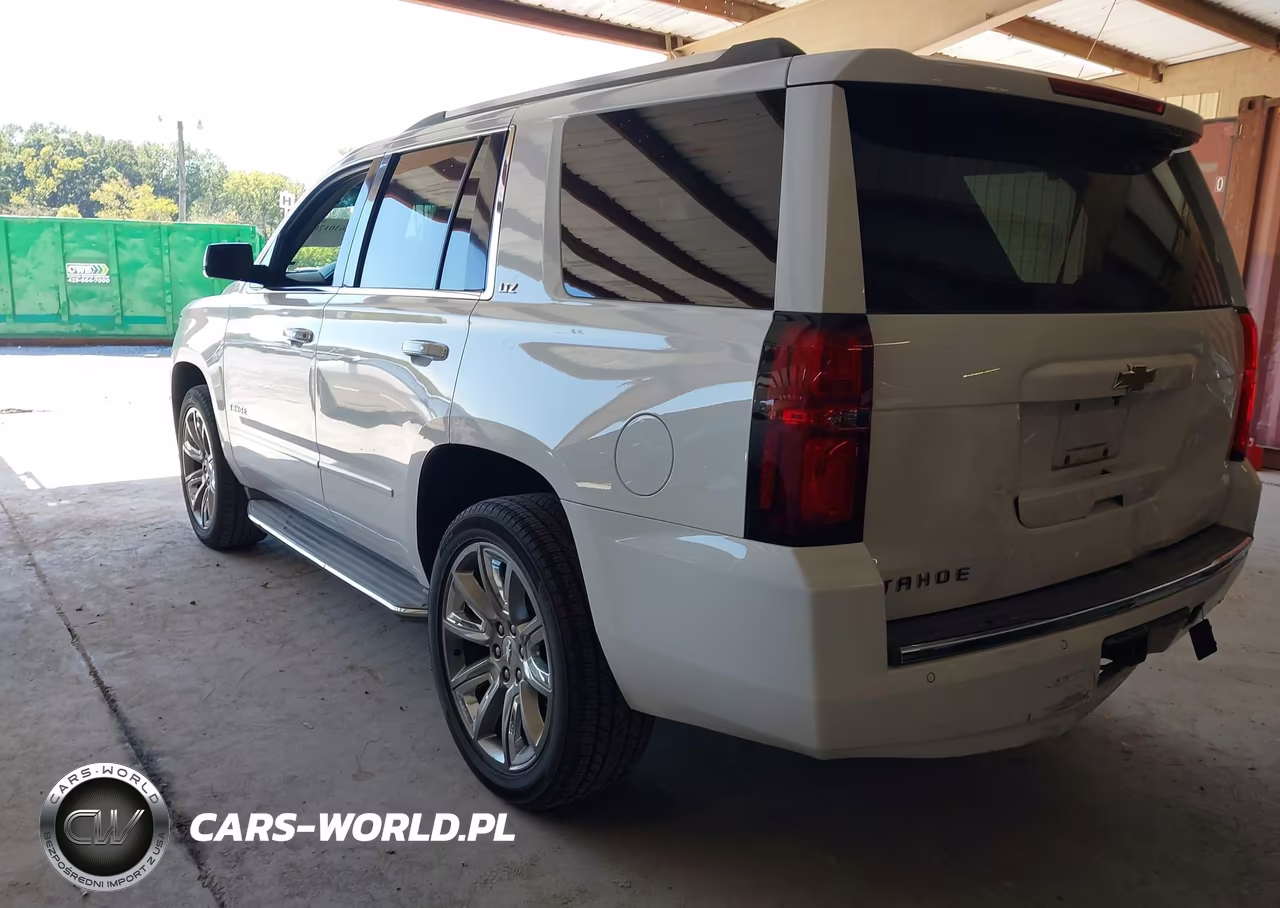 2015 Chevrolet Tahoe Ltz VIN:1GNSKCKC0FR186923 - 3
