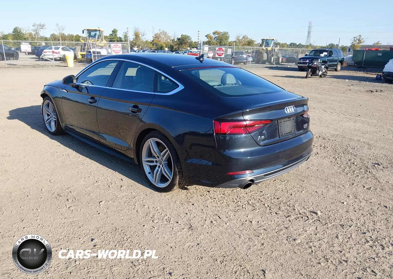 2018 Audi A5 2.0T Premium VIN:WAUENCF55JA092758 - 3