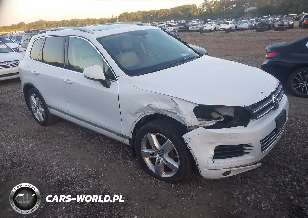 2014 Volkswagen Touareg 3.6L Lux
