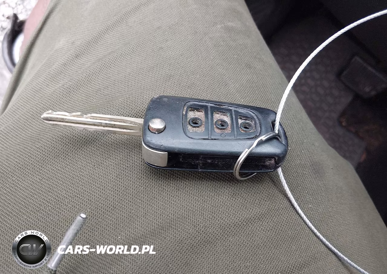 2011 Kia Soul + VIN:KNDJT2A2XB7309038 - 11