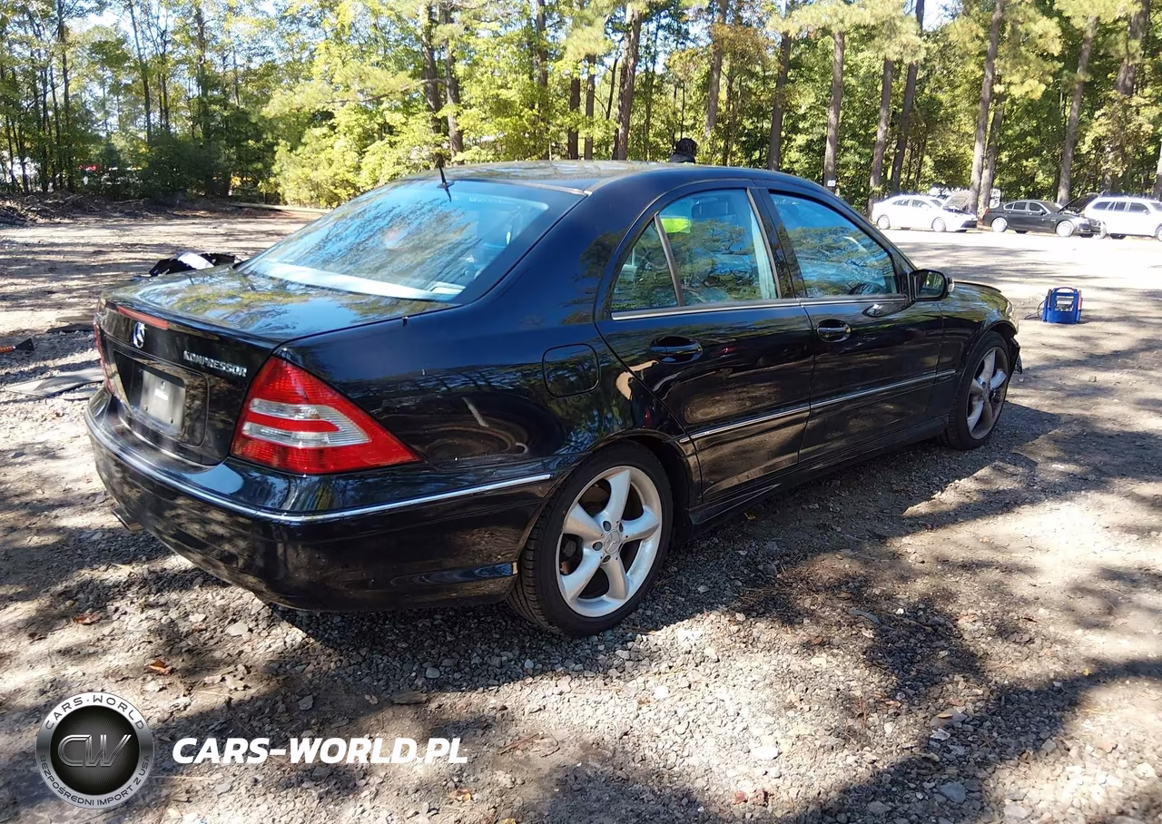 2005 Mercedes-Benz C 230 Kompressor Sport VIN:WDBRF40J75F688328 - 4