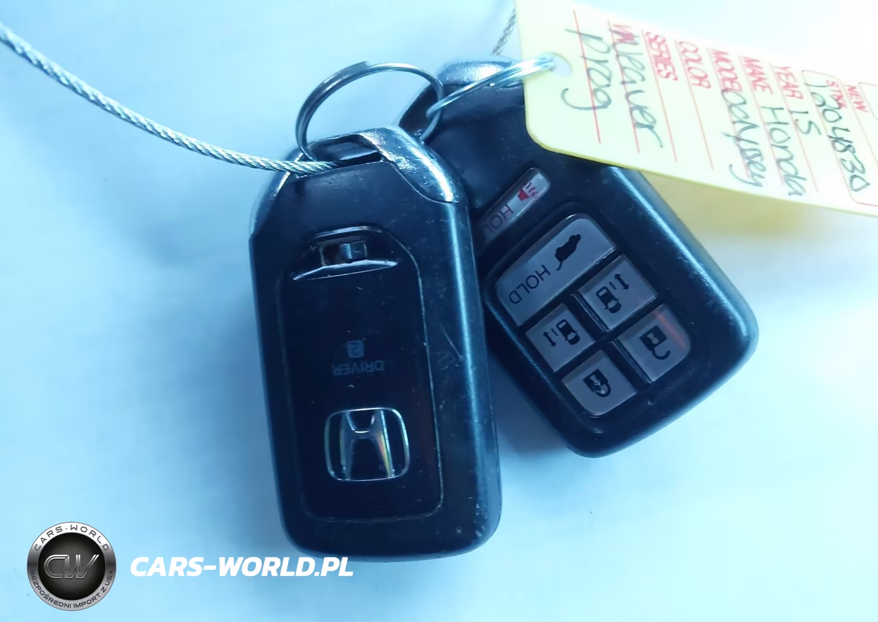 2015 Honda Odyssey Touring-Touring Elite VIN:5FNRL5H94FB013424 - 11