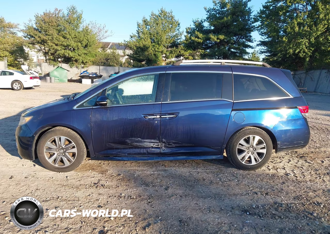 2015 Honda Odyssey Touring-Touring Elite VIN:5FNRL5H94FB013424 - 14
