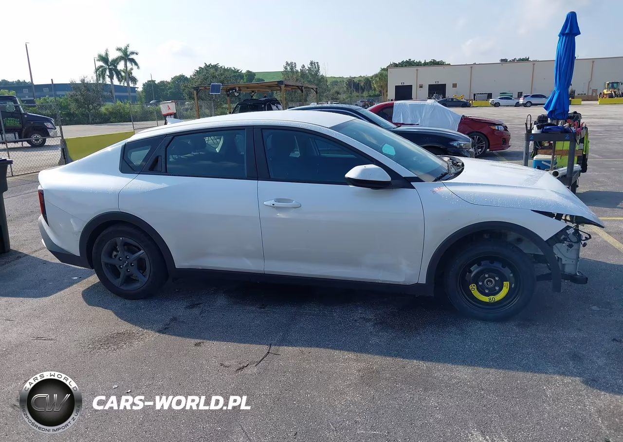 2026 Kia K4 Lxs VIN:3KPFT4DE4TE290768 - 14