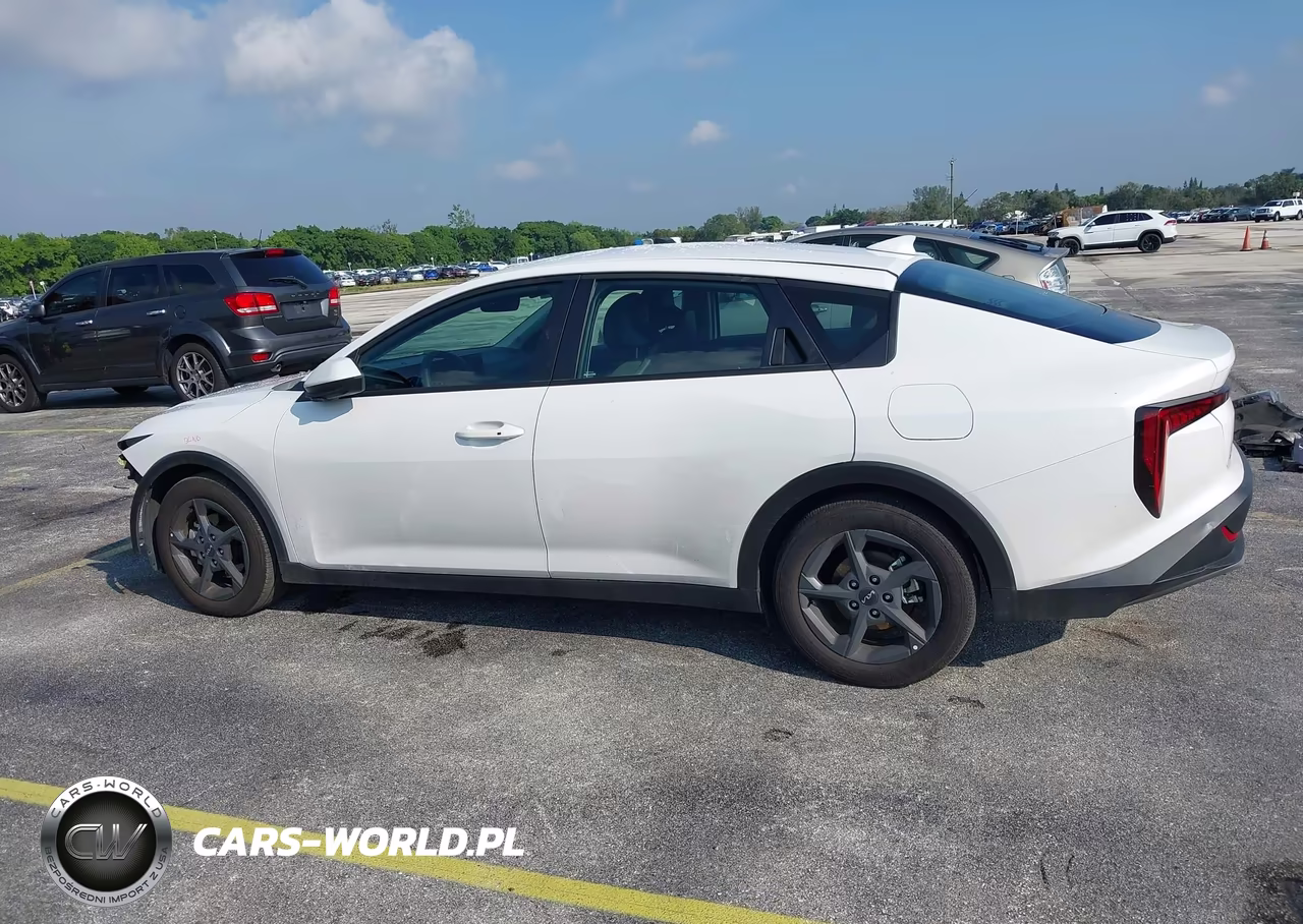 2026 Kia K4 Lxs VIN:3KPFT4DE4TE290768 - 15