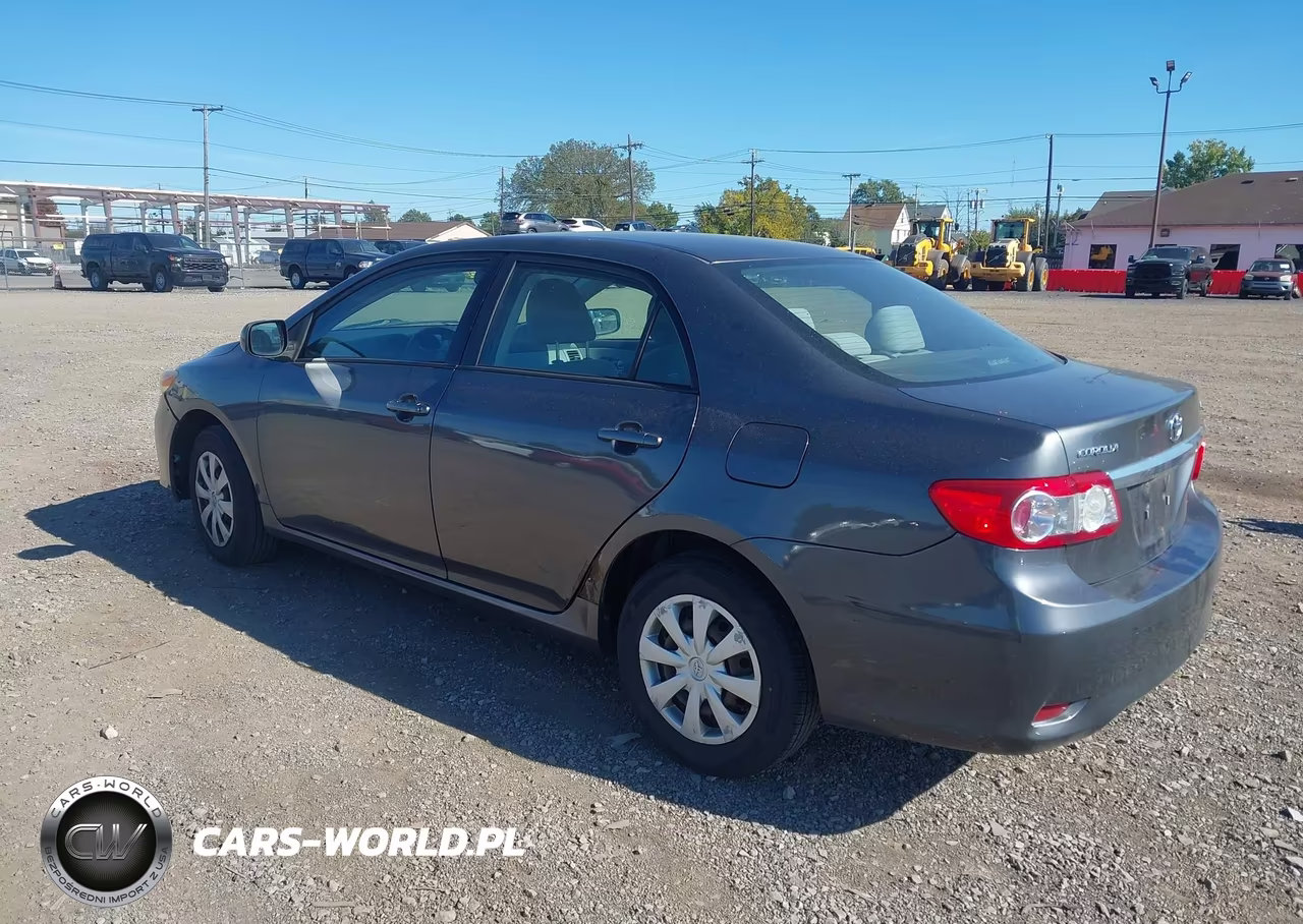 2011 Toyota Corolla Le VIN:2T1BU4EE8BC698813 - 3