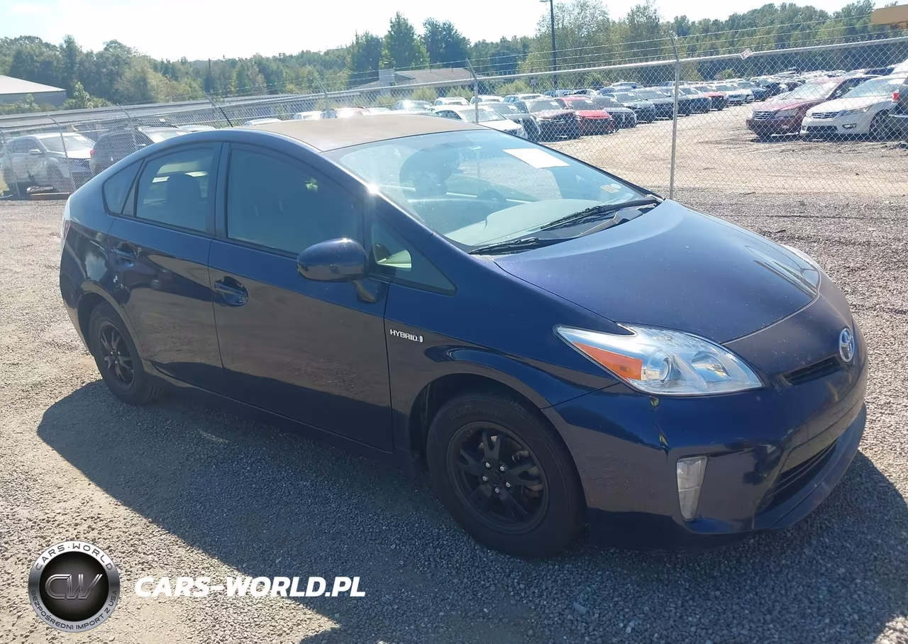 2013 Toyota Prius Three – zdjęcie 1 z 16