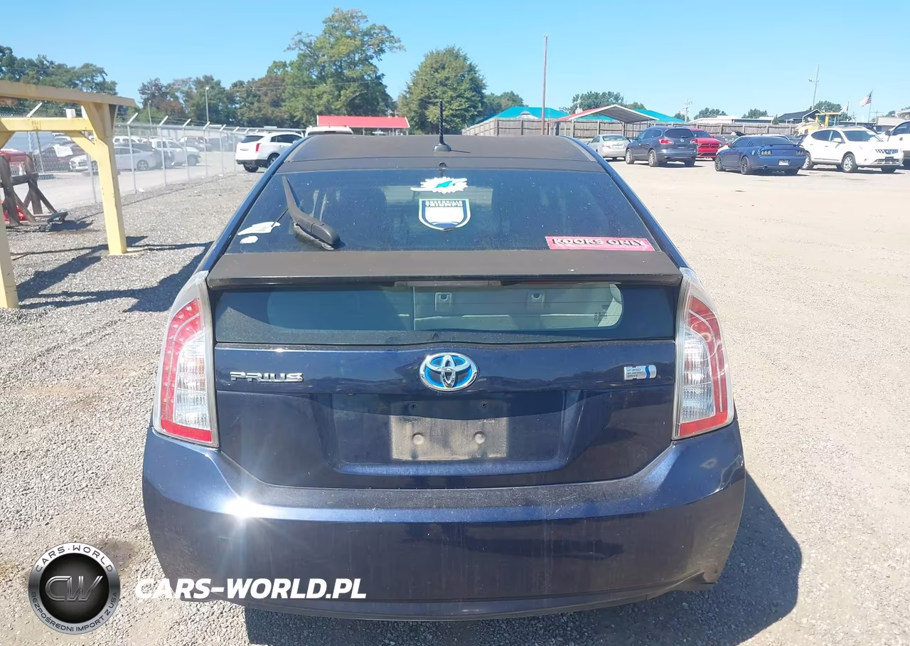 2013 Toyota Prius Three VIN:JTDKN3DU7D0352913 - 16