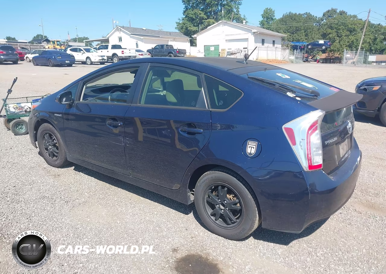 2013 Toyota Prius Three VIN:JTDKN3DU7D0352913 - 3