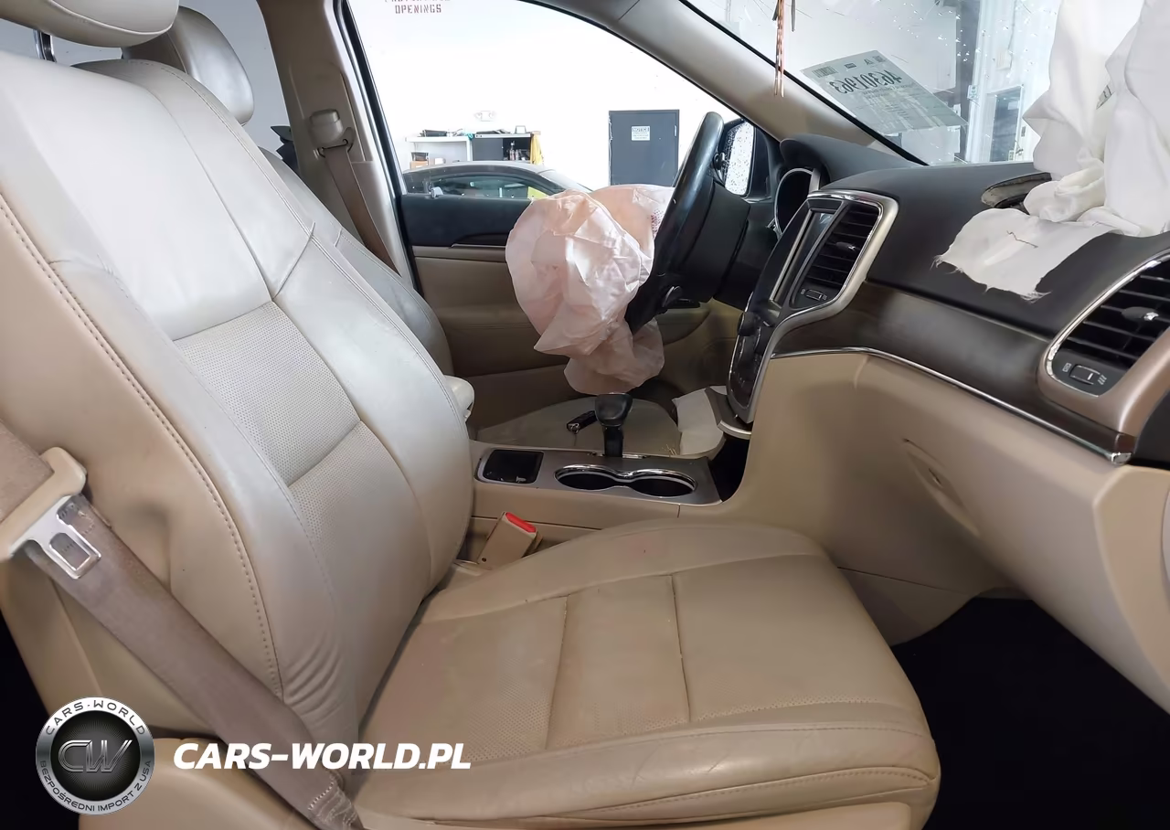 2015 Jeep Grand Cherokee Limited VIN:1C4RJEBG8FC231926 - 5