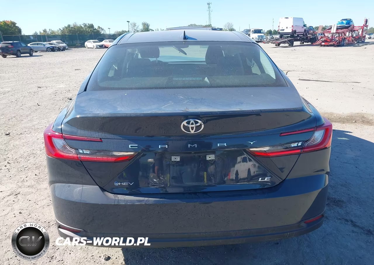 2025 Toyota Camry Le VIN:4T1DAACK6SU570786 - 16