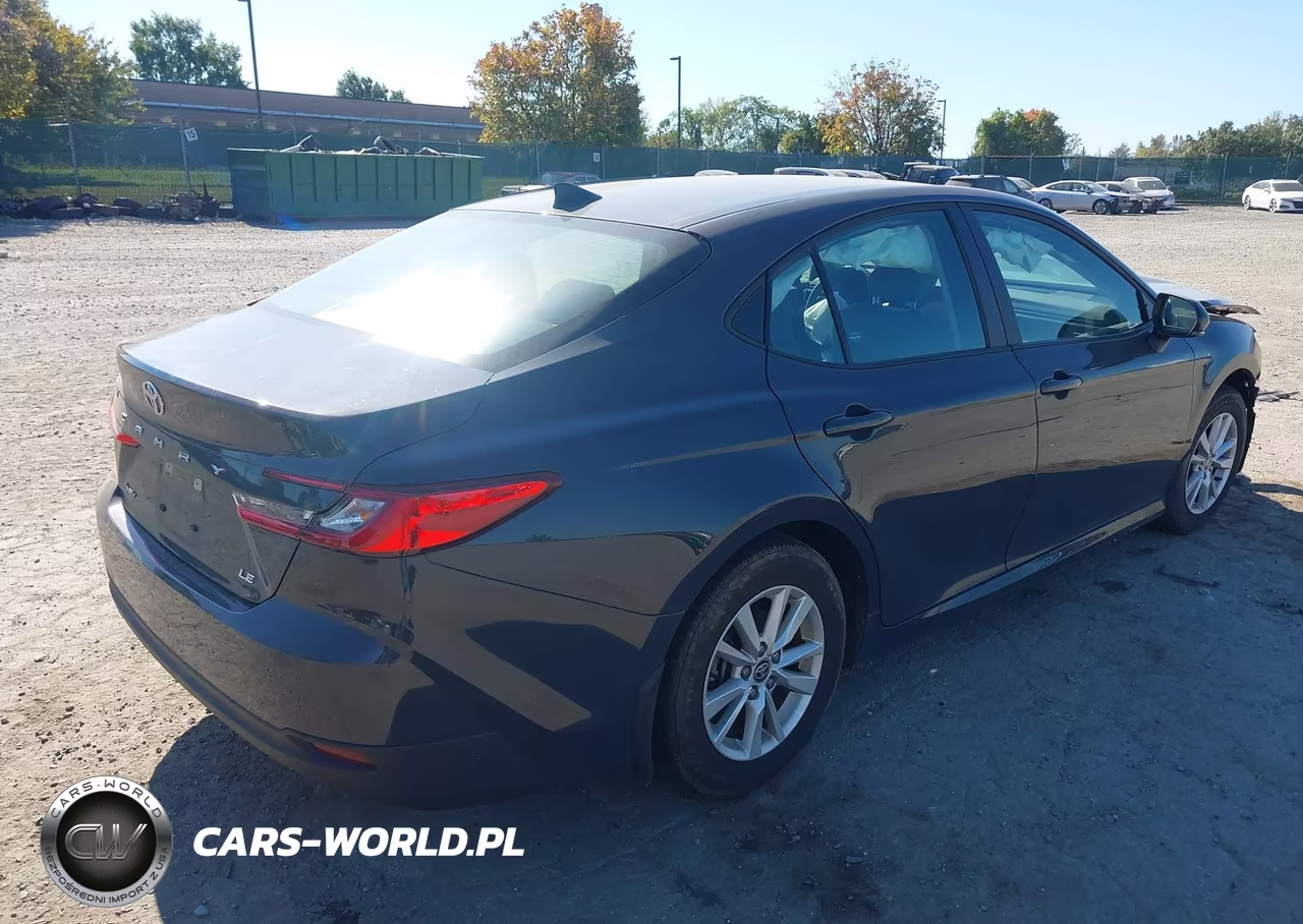 2025 Toyota Camry Le VIN:4T1DAACK6SU570786 - 4