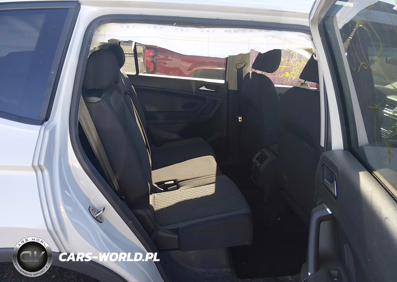 2018 Volkswagen Tiguan 2.0T S VIN:3VV0B7AX0JM107063 - 8