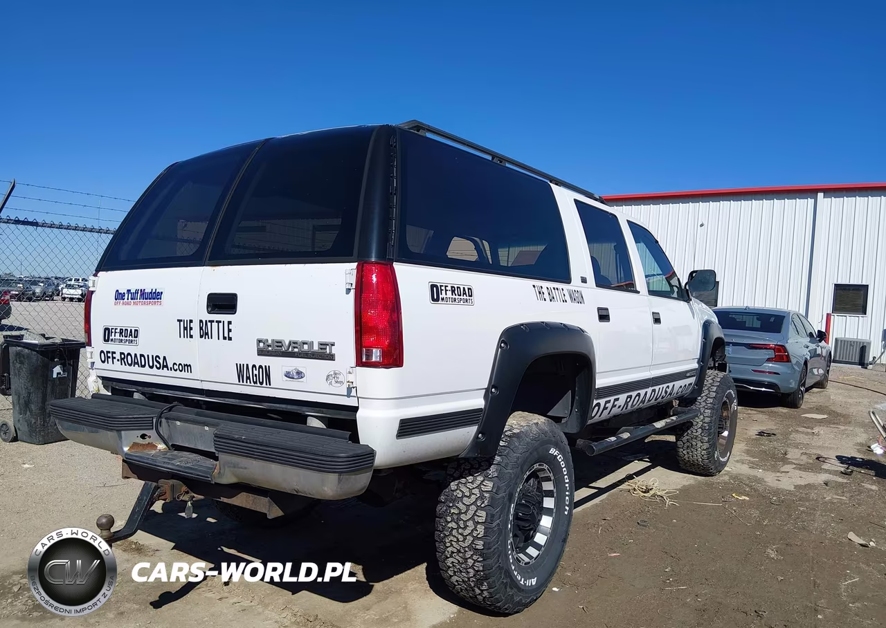 1993 Chevrolet Suburban K2500 VIN:1GNGK26K0PJ340211 - 4