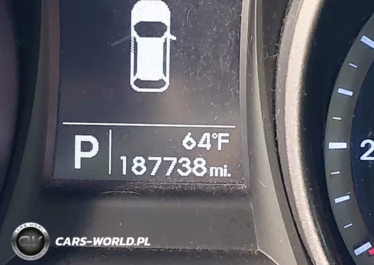 2014 Hyundai Santa Fe Sport 2.4L VIN:5XYZUDLB9EG151839 - 12