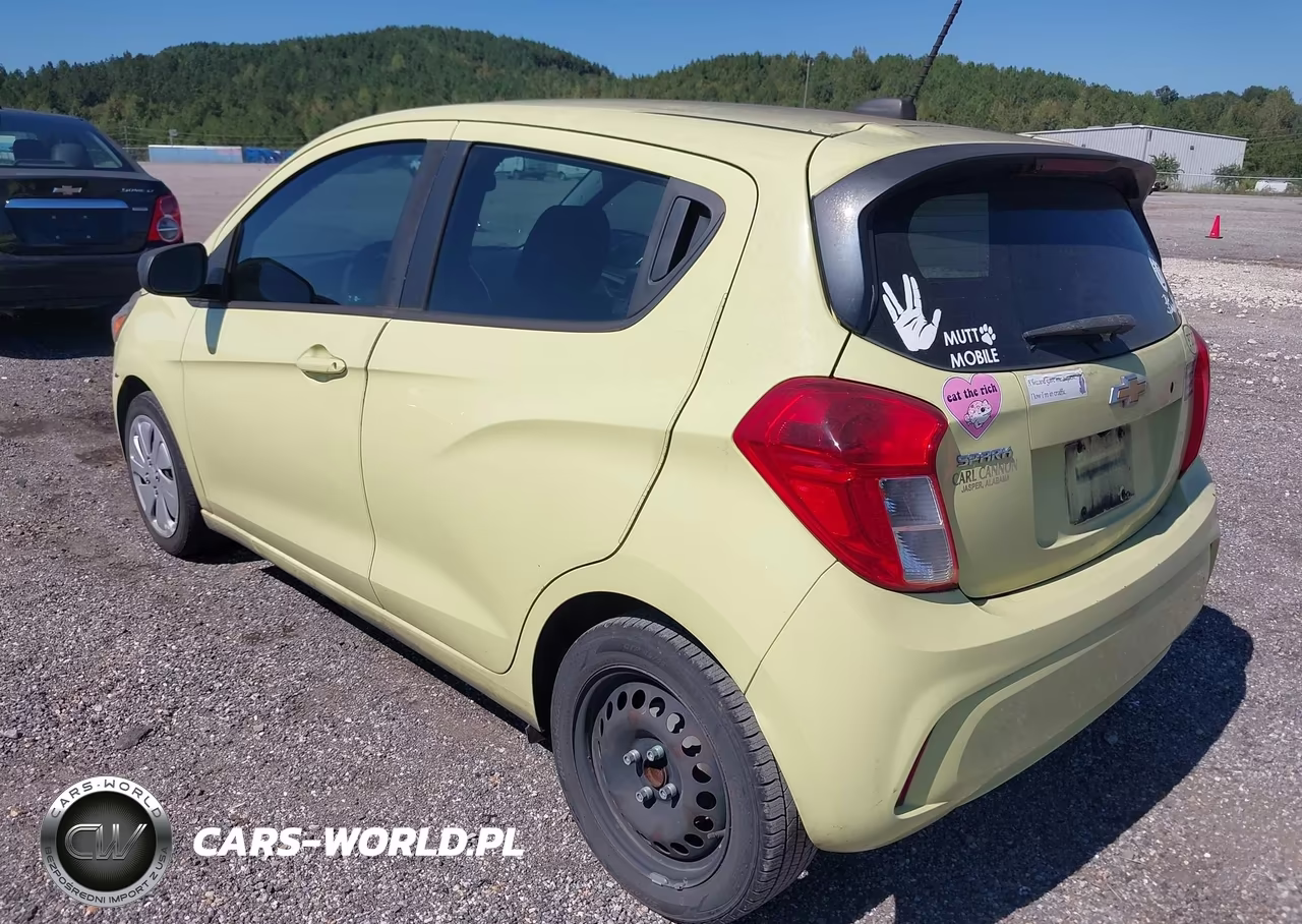 2018 Chevrolet Spark Ls Cvt VIN:KL8CB6SA0JC431432 - 3