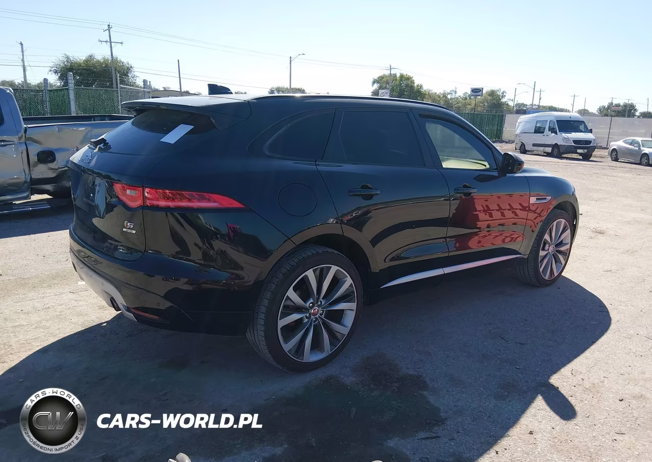 2017 Jaguar F-Pace S VIN:SADCM2BV6HA495577 - 4