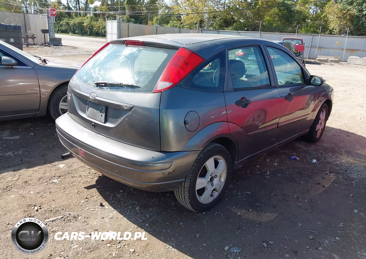 2007 Ford Focus S-Se-Ses VIN:1FAHP37N67W313732 - 4