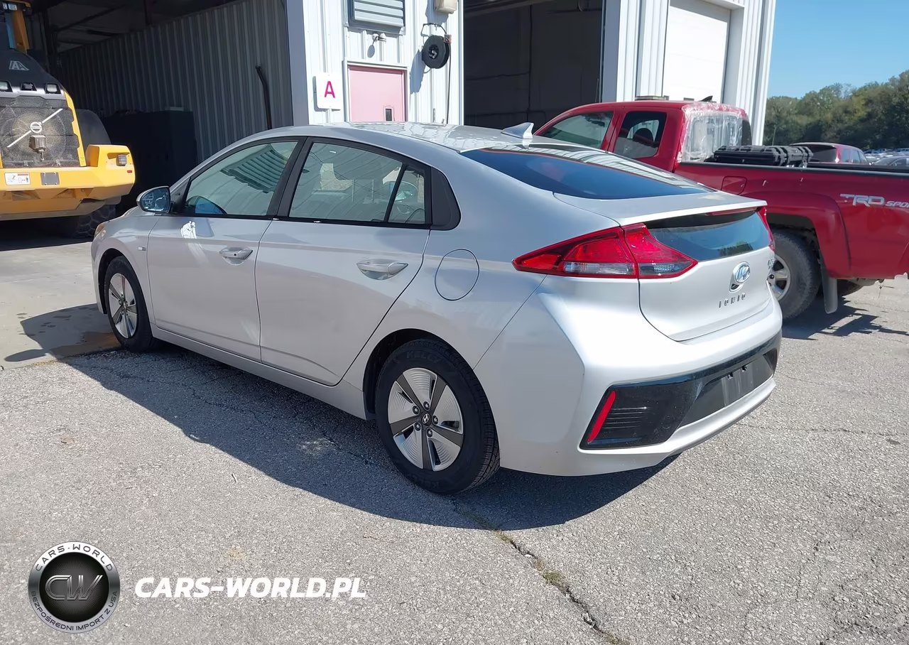 2019 Hyundai Ioniq Hybrid Blue VIN:KMHC65LC1KU156408 - 3