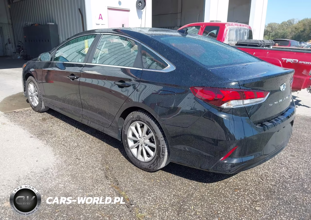 2018 Hyundai Sonata Eco VIN:5NPE24AAXJH679911 - 3