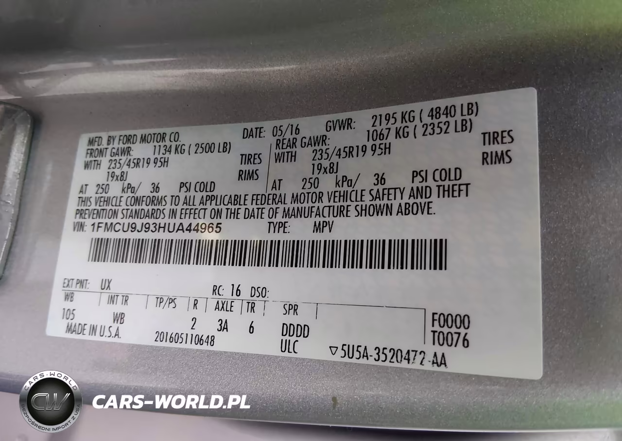 2017 Ford Escape Titanium VIN:1FMCU9J93HUA44965 - 9