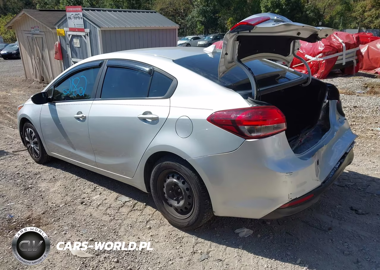 2018 Kia Forte Lx VIN:3KPFK4A72JE250887 - 3