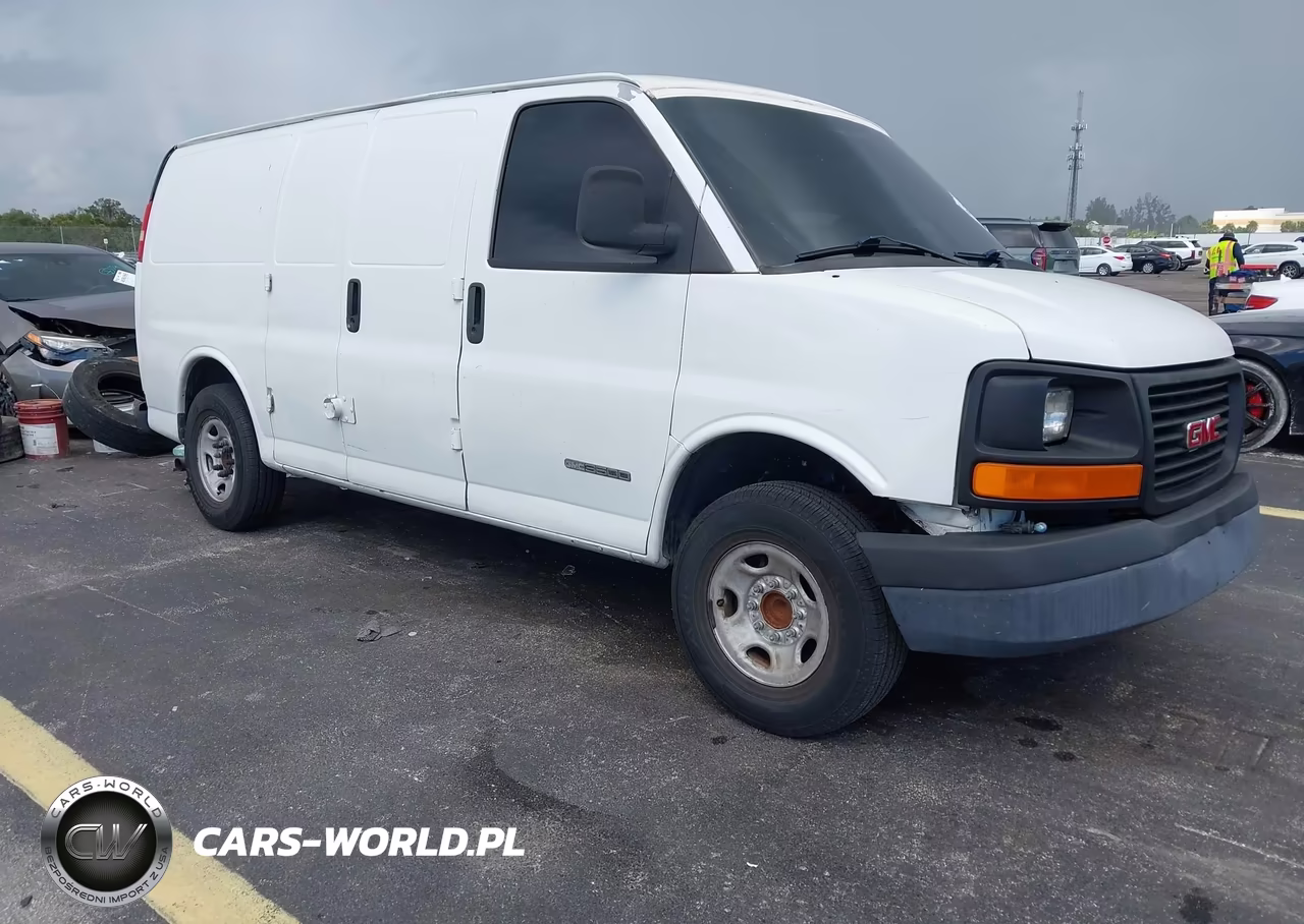 2005 GMC Savana Standard