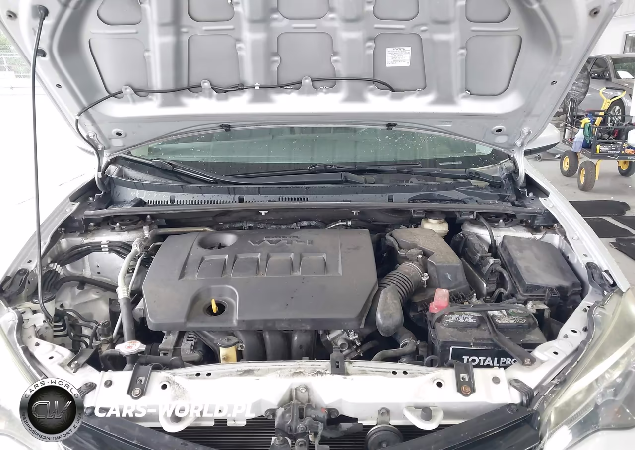2017 Toyota Corolla Le VIN:5YFBURHE3HP691074 - 10